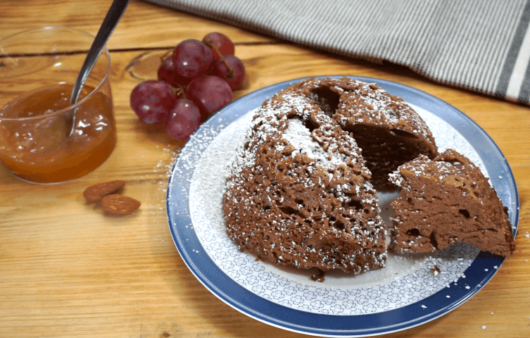 Bögrés csokis süti