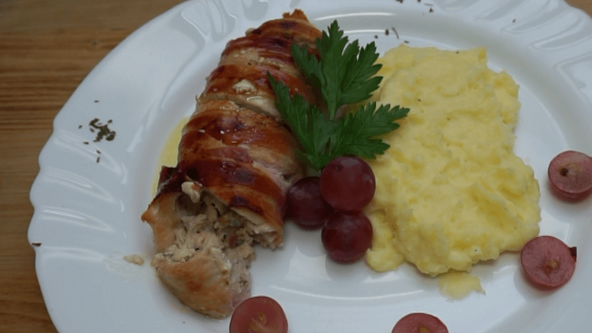 Göngyölt csirkemell recept